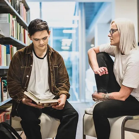 فندق فيرست كولدينج كولدينغ