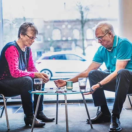 فندق فيرست كولدينج