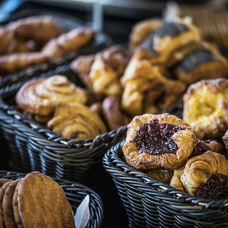 فندق فيرست كولدينج كولدينغ