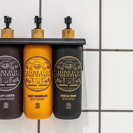 فندق فندق فيرست كولدينج 4*