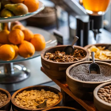 فندق فيرست كولدينج كولدينغ